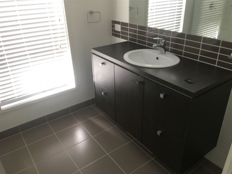 11 Whitehaven Street, Berwick VIC 3806