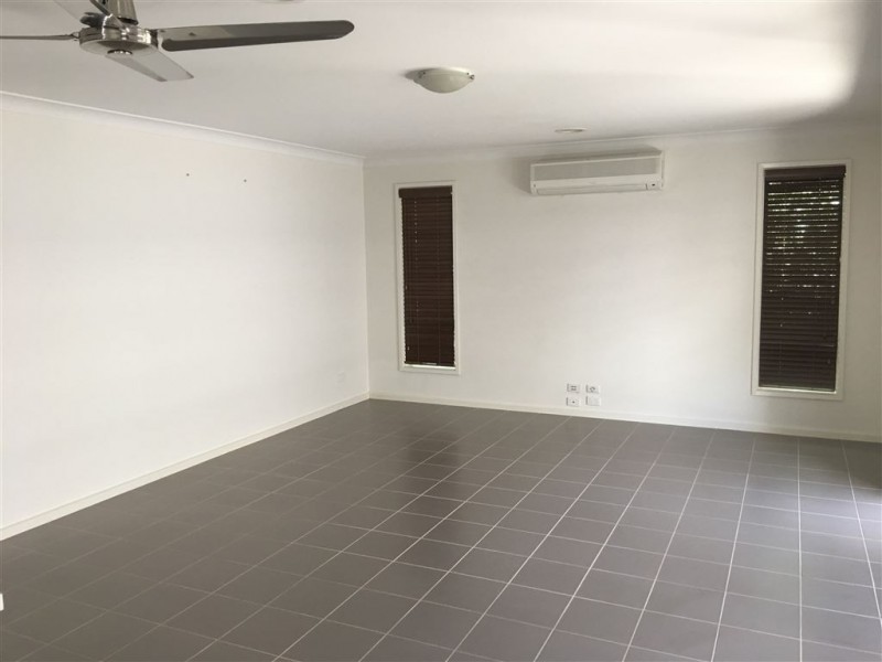 11 Whitehaven Street, Berwick VIC 3806