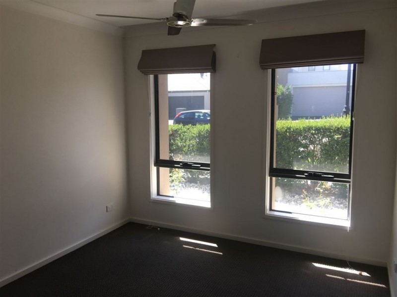 11 Whitehaven Street, Berwick VIC 3806