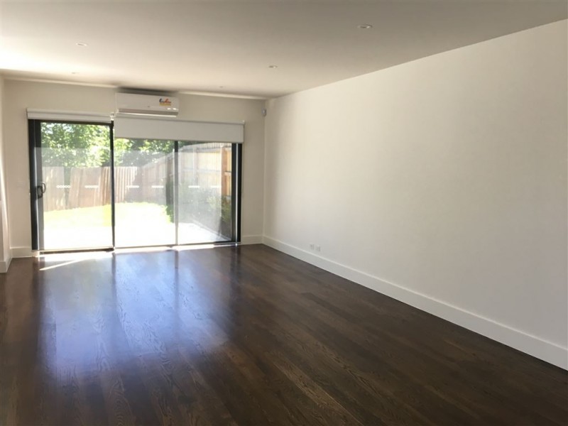 3/17 Rheanva Street, Berwick VIC 3806