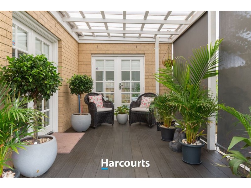 52 Riverstone Boulevard, Clyde North VIC 3978