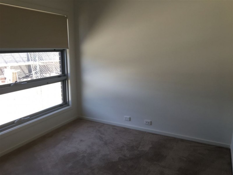 3 Metro Circuit, Berwick VIC 3806