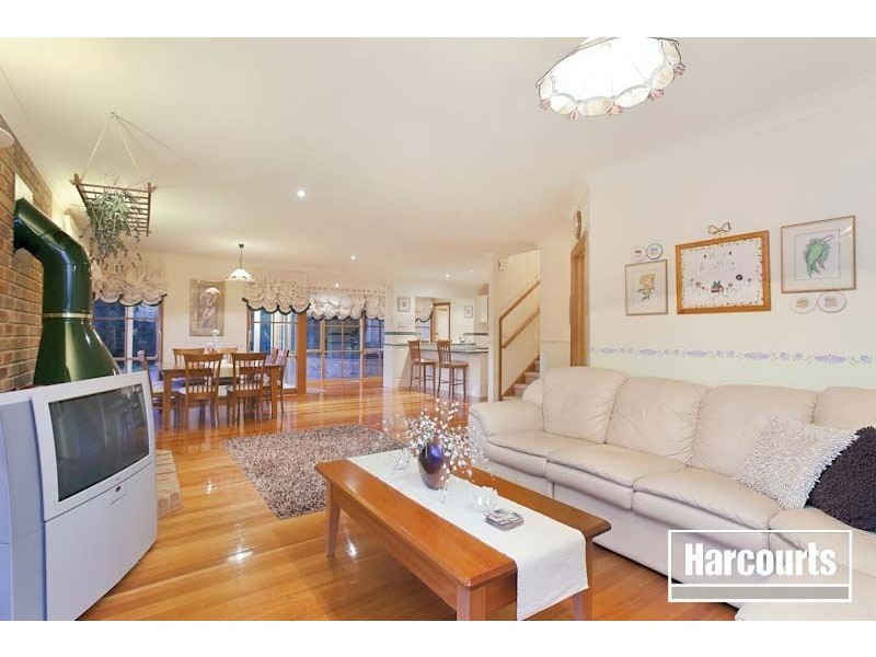 26-27 Caithwill Court, Narre Warren North VIC 3804