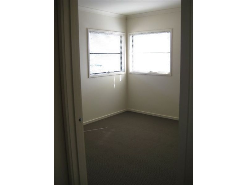 6 Harlesden Circuit, Pakenham VIC 3810