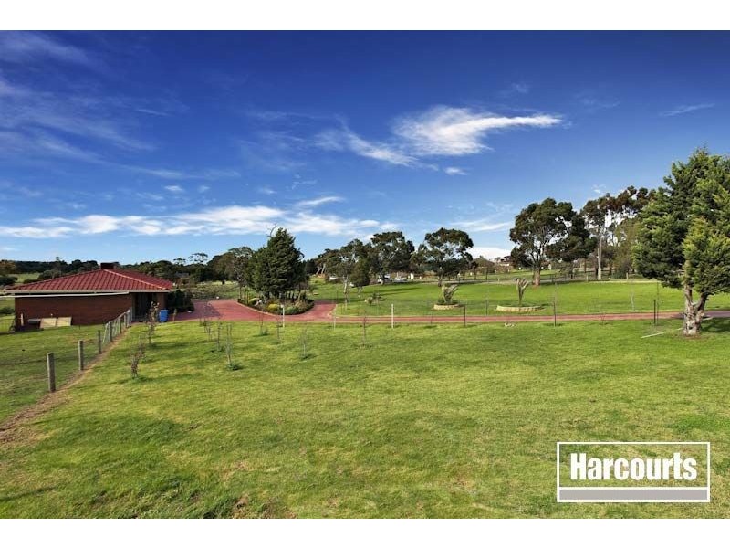 175 Pound Road, Hampton Park VIC 3976