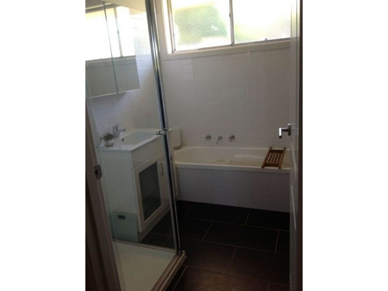 13 Evan Street, Berwick VIC 3806