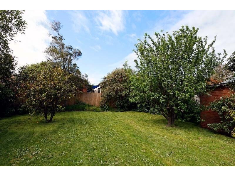 13 Evan Street, Berwick VIC 3806