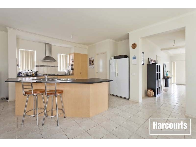 44 Domain Drive, Berwick VIC 3806