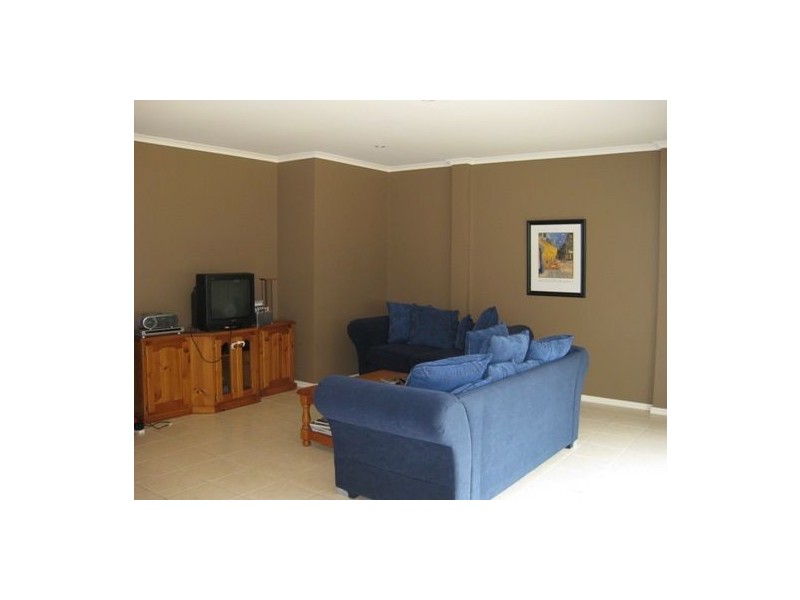 5 Glenview Rise, Berwick VIC 3806