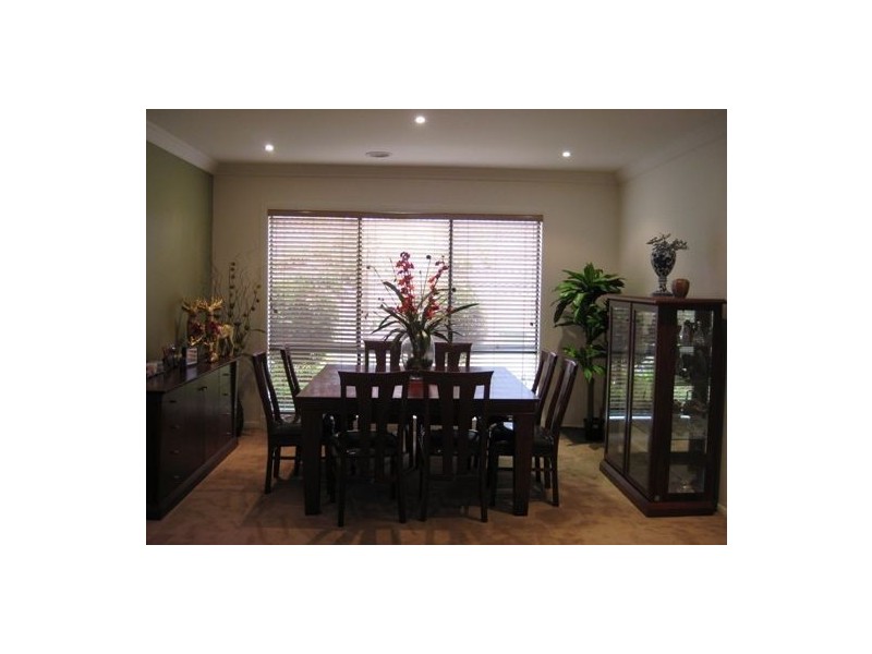 5 Glenview Rise, Berwick VIC 3806