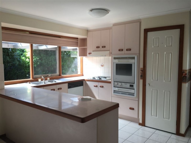 4B Messmate Court, Berwick VIC 3806