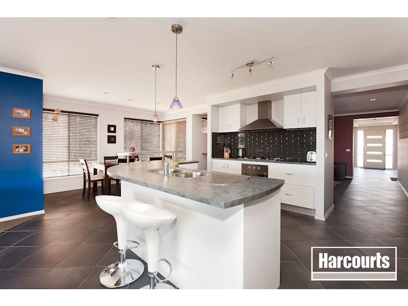 7 Daventry Court, Berwick VIC 3806