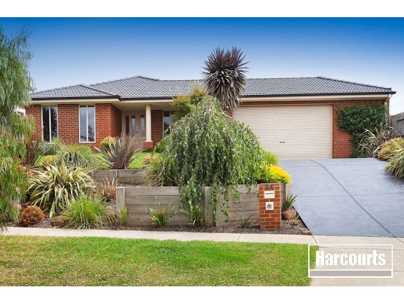 24 Sheldon Drive, Berwick VIC 3806