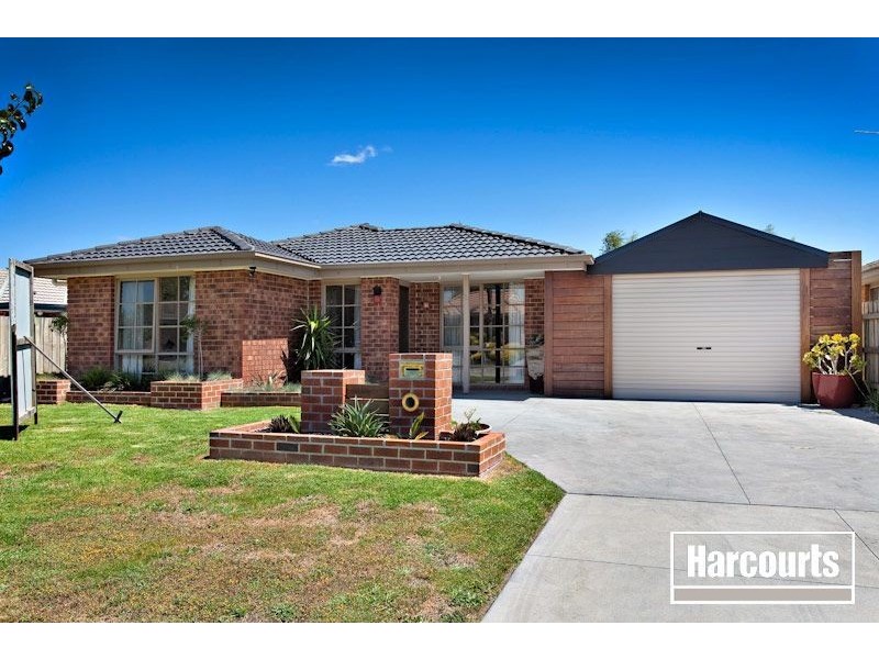 10 Insignia Crescent, Berwick VIC 3806