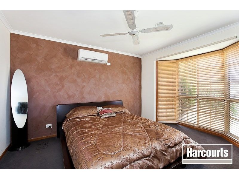 8 Lodge Crescent, Berwick VIC 3806