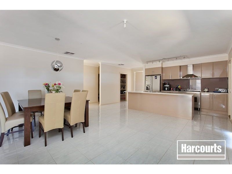 14 Lorne Court, Berwick VIC 3806