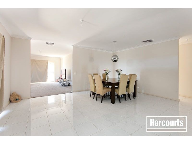 14 Lorne Court, Berwick VIC 3806