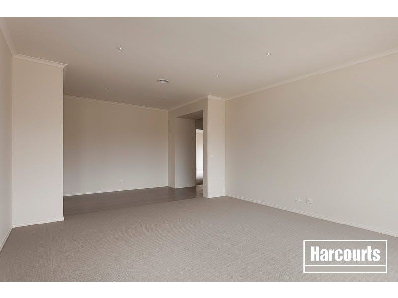 2 Laburnum Street, Berwick VIC 3806