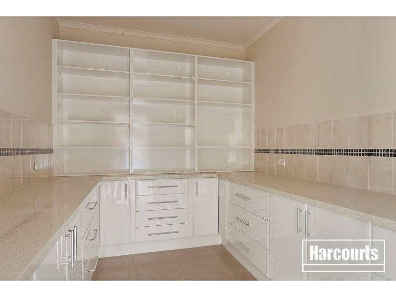 2 Laburnum Street, Berwick VIC 3806