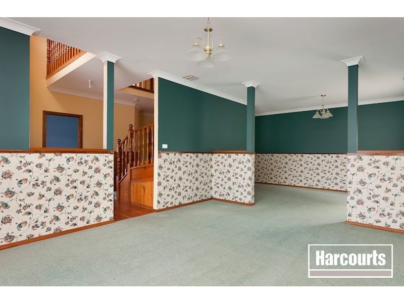 31 Highland Crescent, Narre Warren South VIC 3805