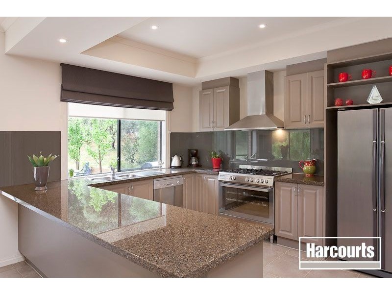 23 Ebeli Close, Narre Warren North VIC 3804