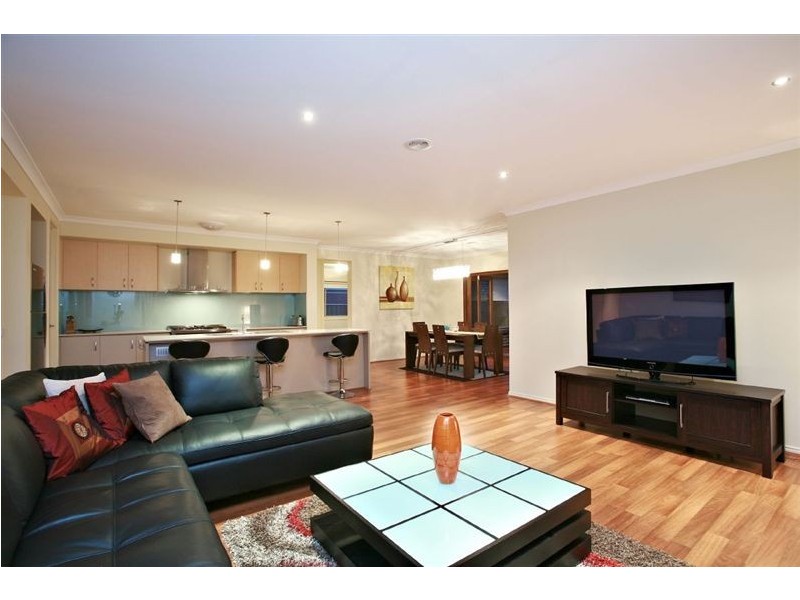 3 Honey Court, Berwick VIC 3806