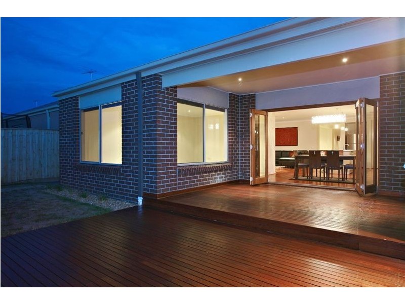 3 Honey Court, Berwick VIC 3806