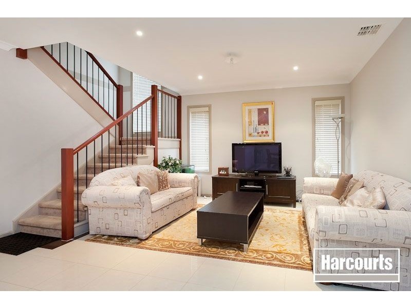 9 Ellesse Way, Berwick VIC 3806