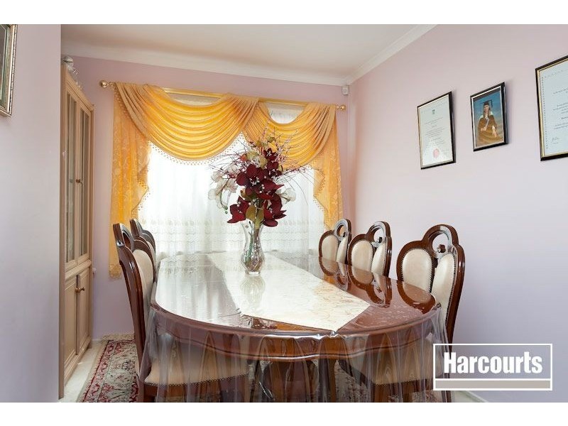 1 Banyalla Drive, Cranbourne West VIC 3977