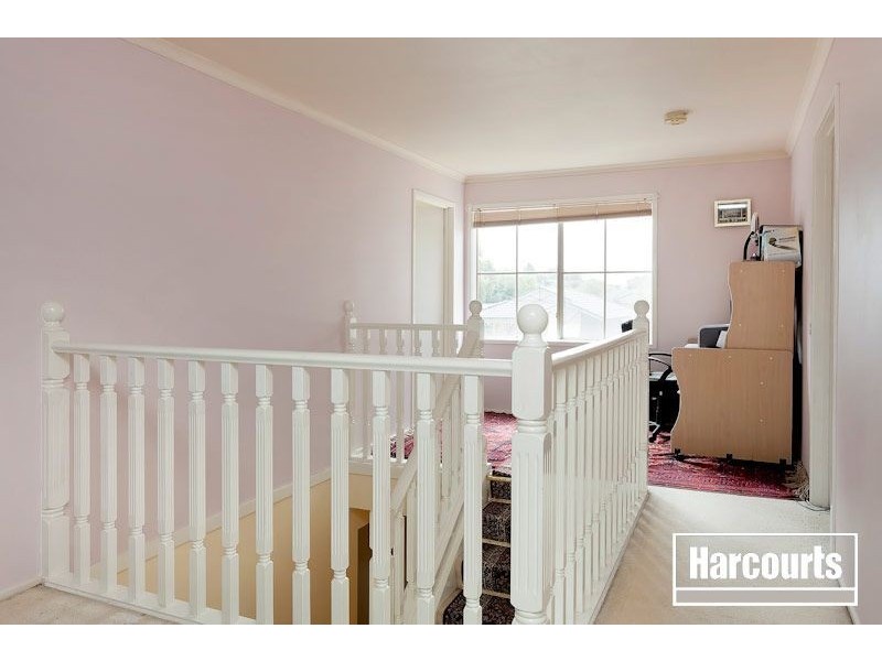 1 Banyalla Drive, Cranbourne West VIC 3977