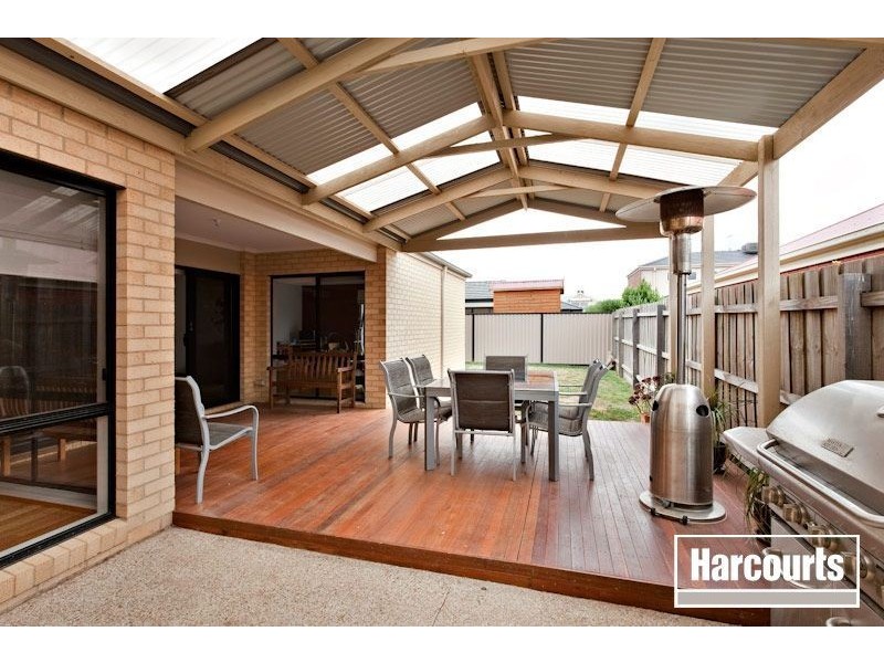 6 Piermont Drive, Berwick VIC 3806