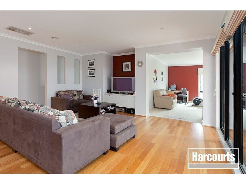 6 Piermont Drive, Berwick VIC 3806