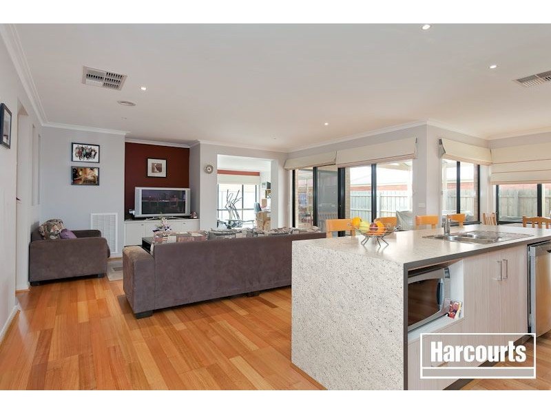 6 Piermont Drive, Berwick VIC 3806