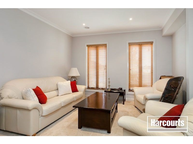 6 Piermont Drive, Berwick VIC 3806