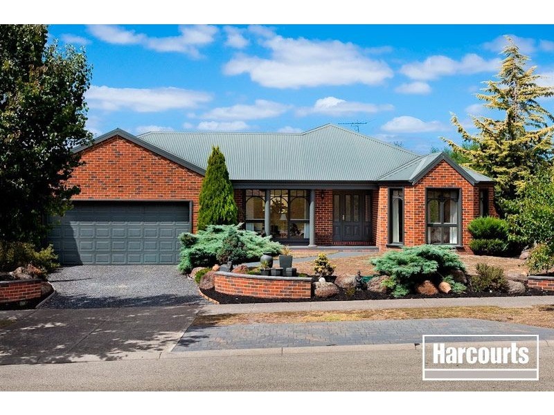 7 Hilltop Close, Narre Warren South VIC 3805