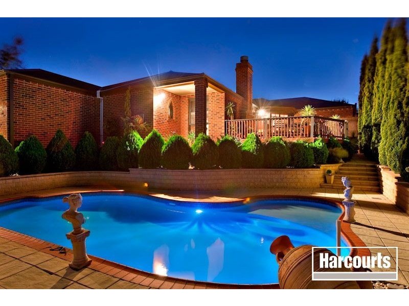 7 Hilltop Close, Narre Warren South VIC 3805