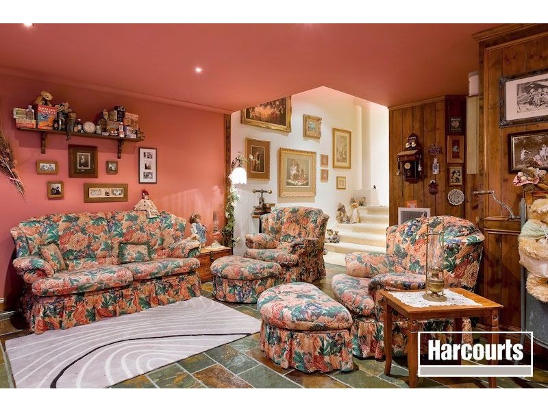 7 Hilltop Close, Narre Warren South VIC 3805