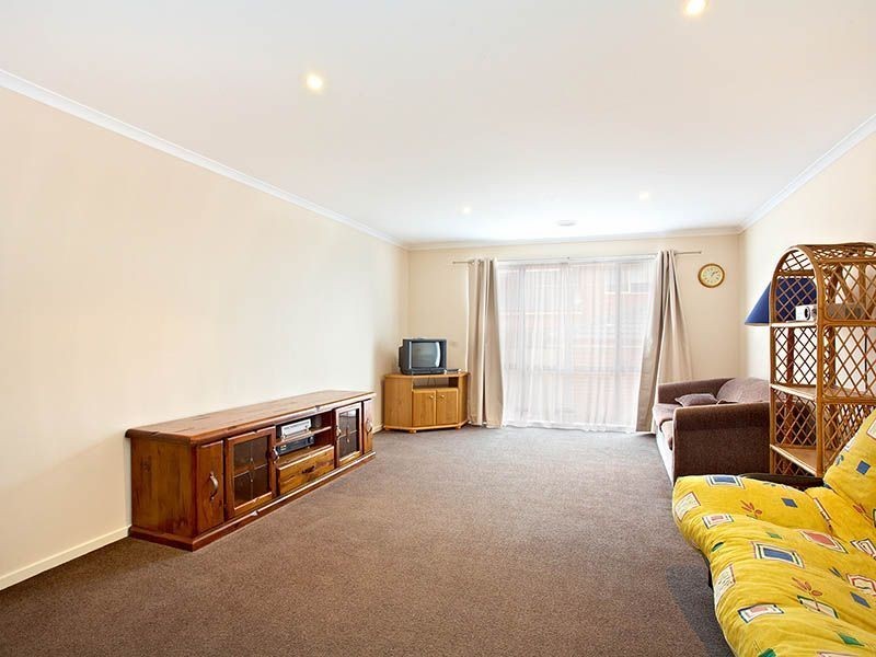 36 Sheldon Drive, Berwick VIC 3806