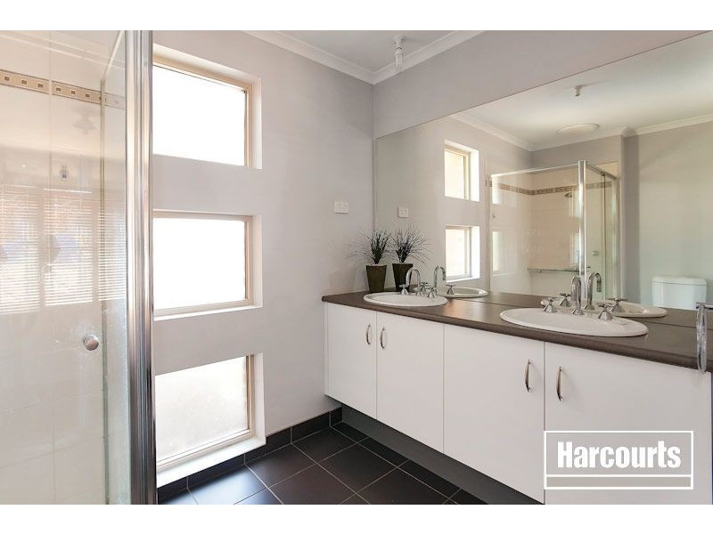 7 Daventry Court, Berwick VIC 3806
