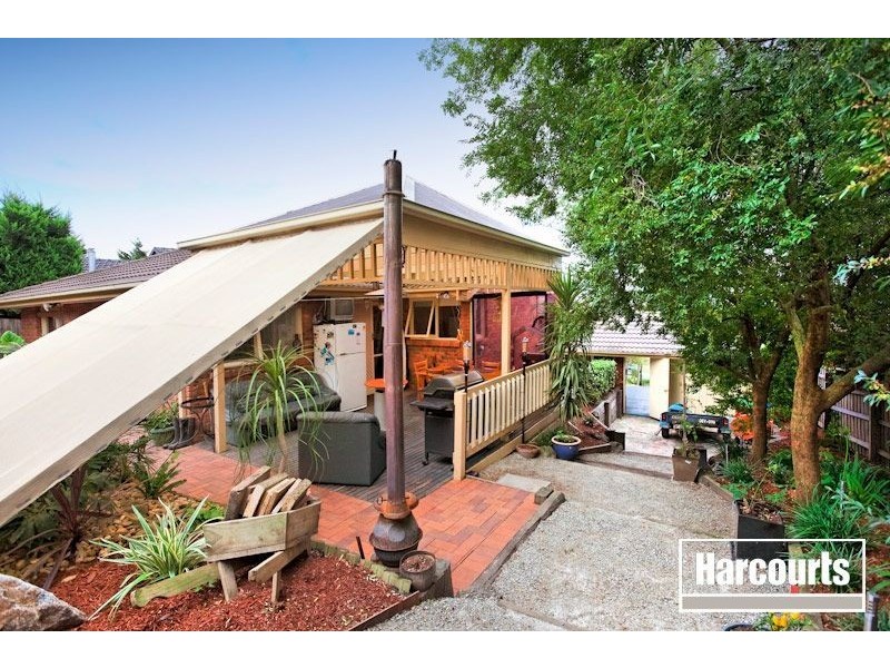 1 Harley Court, Berwick VIC 3806