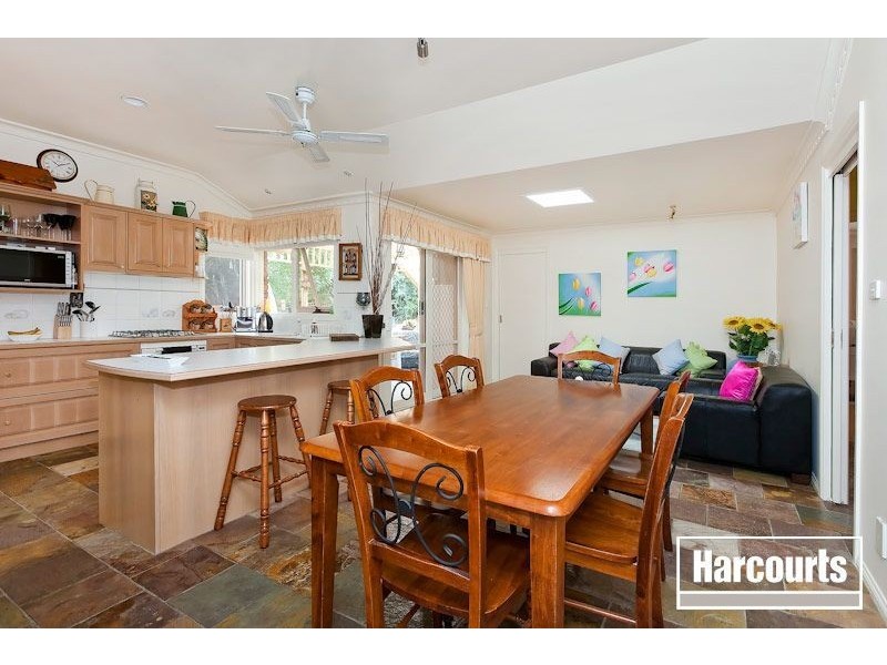 1 Harley Court, Berwick VIC 3806