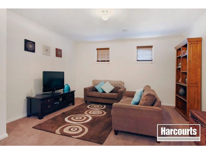 9 Jembecca Drive, Berwick VIC 3806