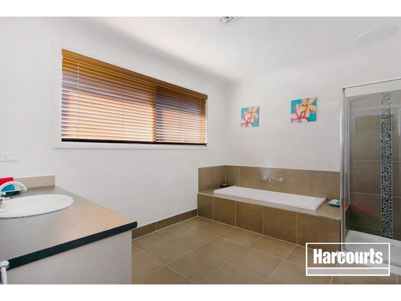 9 Jembecca Drive, Berwick VIC 3806