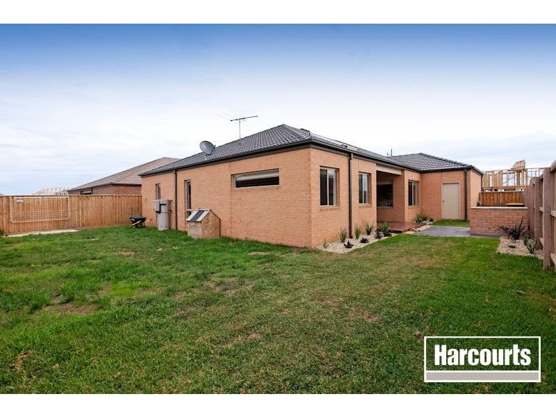 5 Bellerive Avenue, Officer VIC 3809