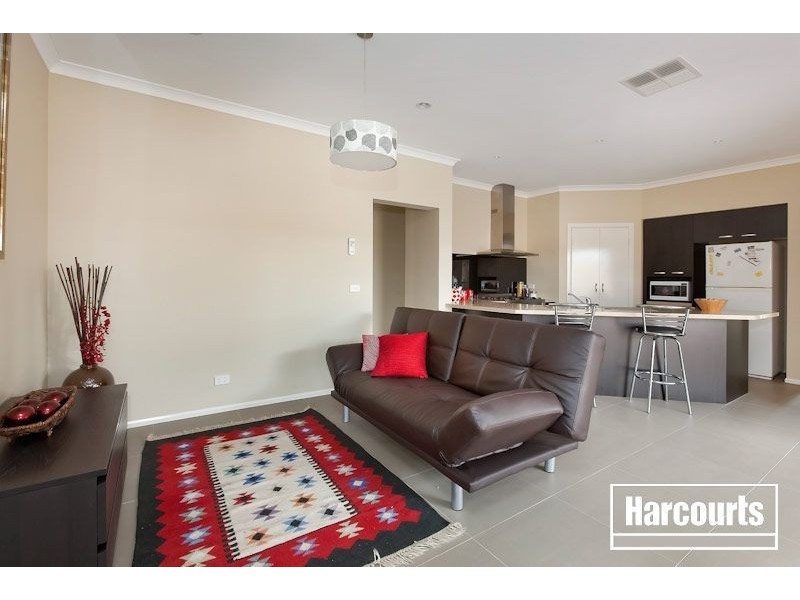 5 Bellerive Avenue, Officer VIC 3809