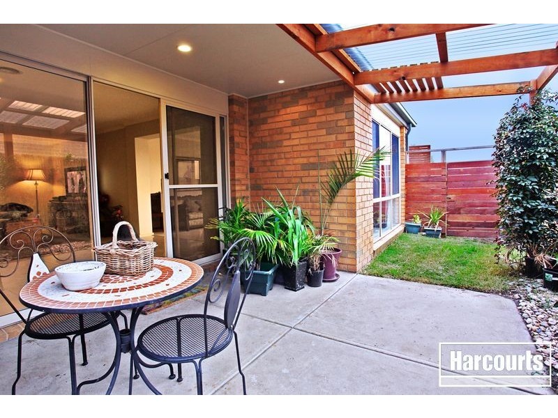 36 Rodlarni Crescent, Berwick VIC 3806