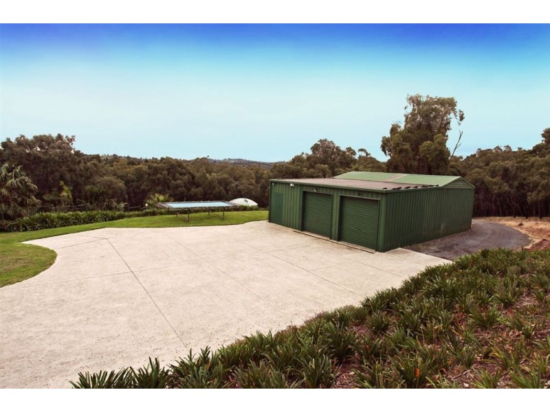 6 Cardinia Creek Road, Narre Warren East VIC 3804