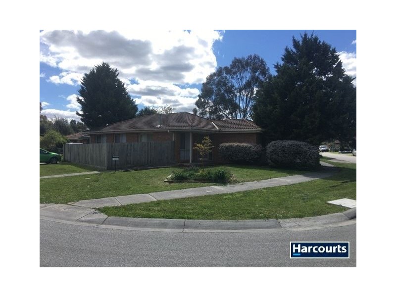 22 Insignia Crescent, Berwick VIC 3806