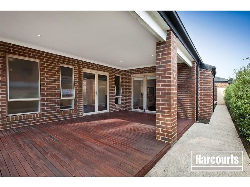 12 Jack William Way, Berwick VIC 3806