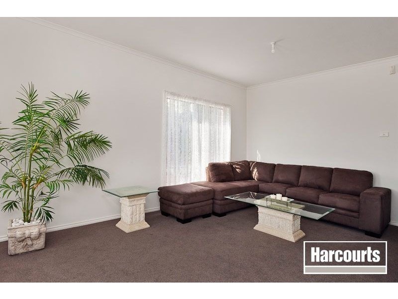 62 Chirnside Road, Berwick VIC 3806